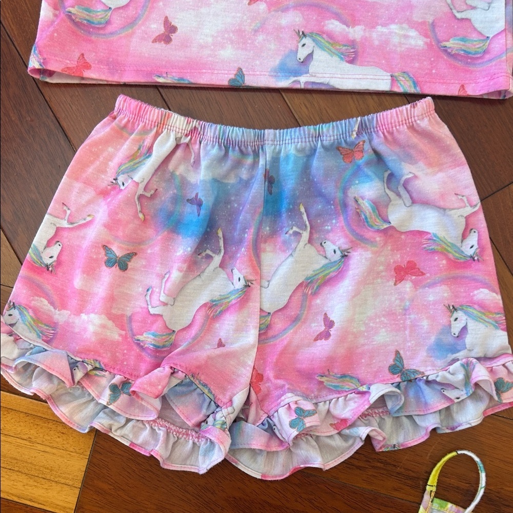 Cat & Jack Flamingo and Sunburst Tank Top and Shorts Set - Picture 8 of 16